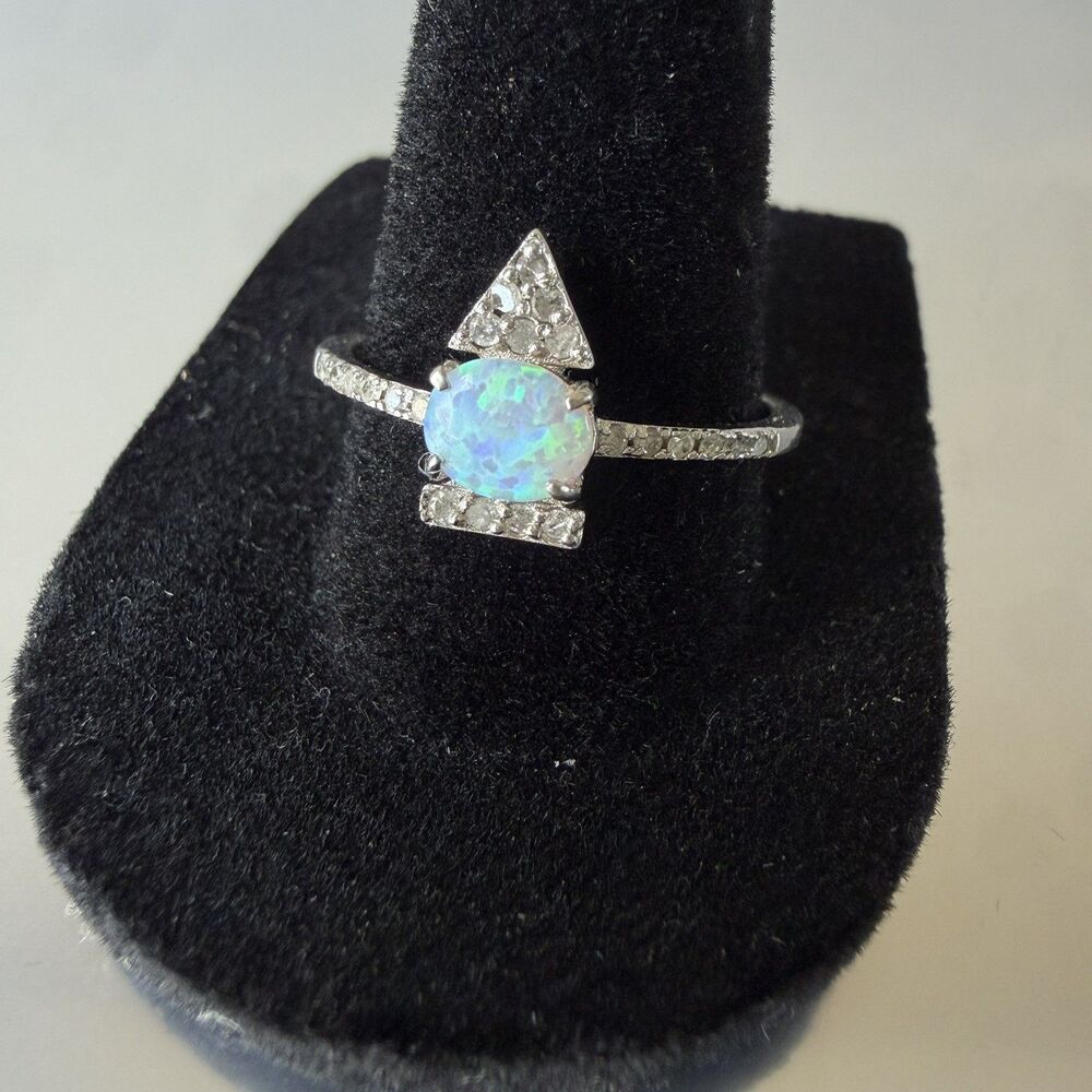 .925 Bomb Party Sz 9 Light Blue Fire Opal on Sterling Silver RETRO